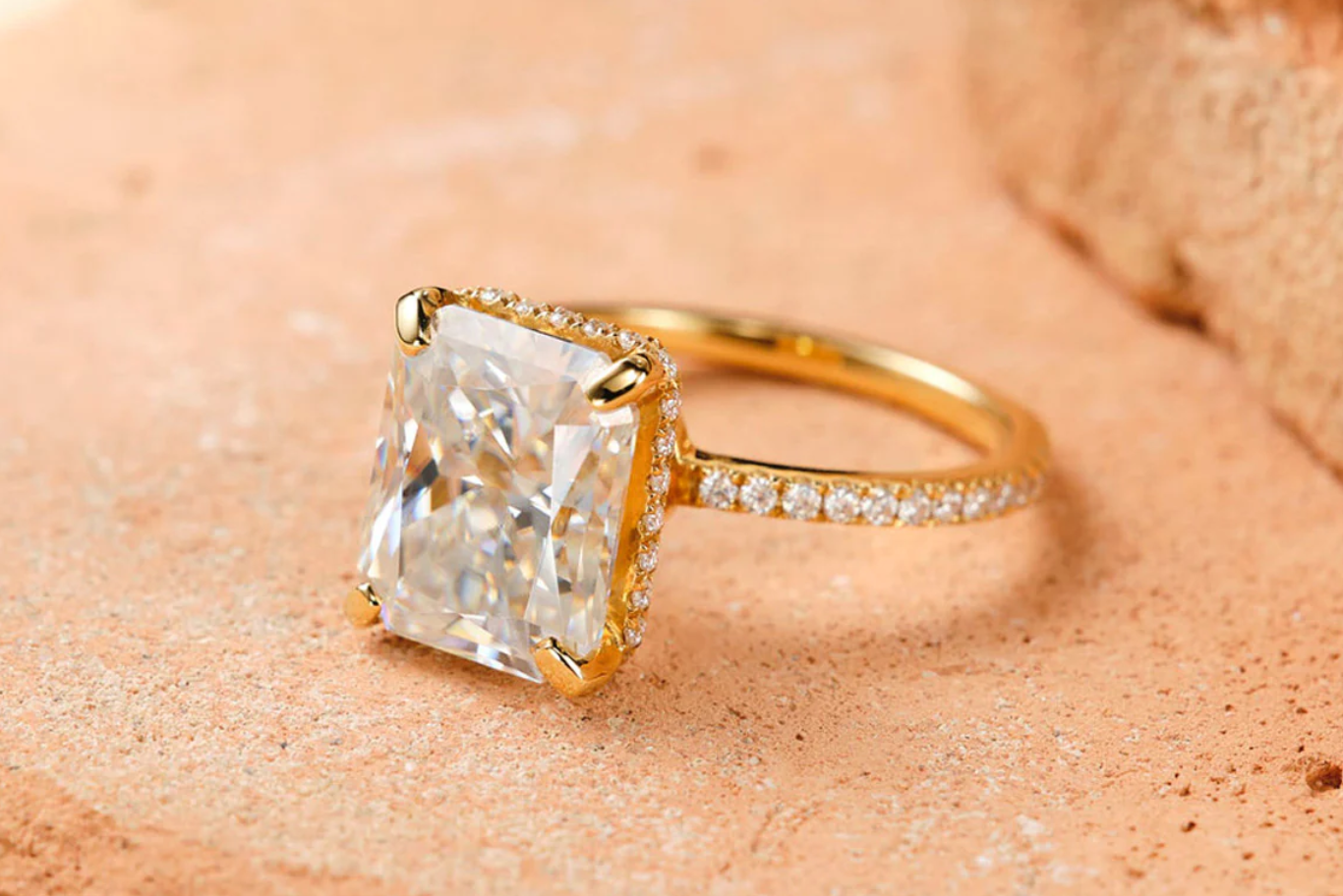 イエローゴールドやK18って何?特徴やジュエリーのお手入れ方法を徹底解説