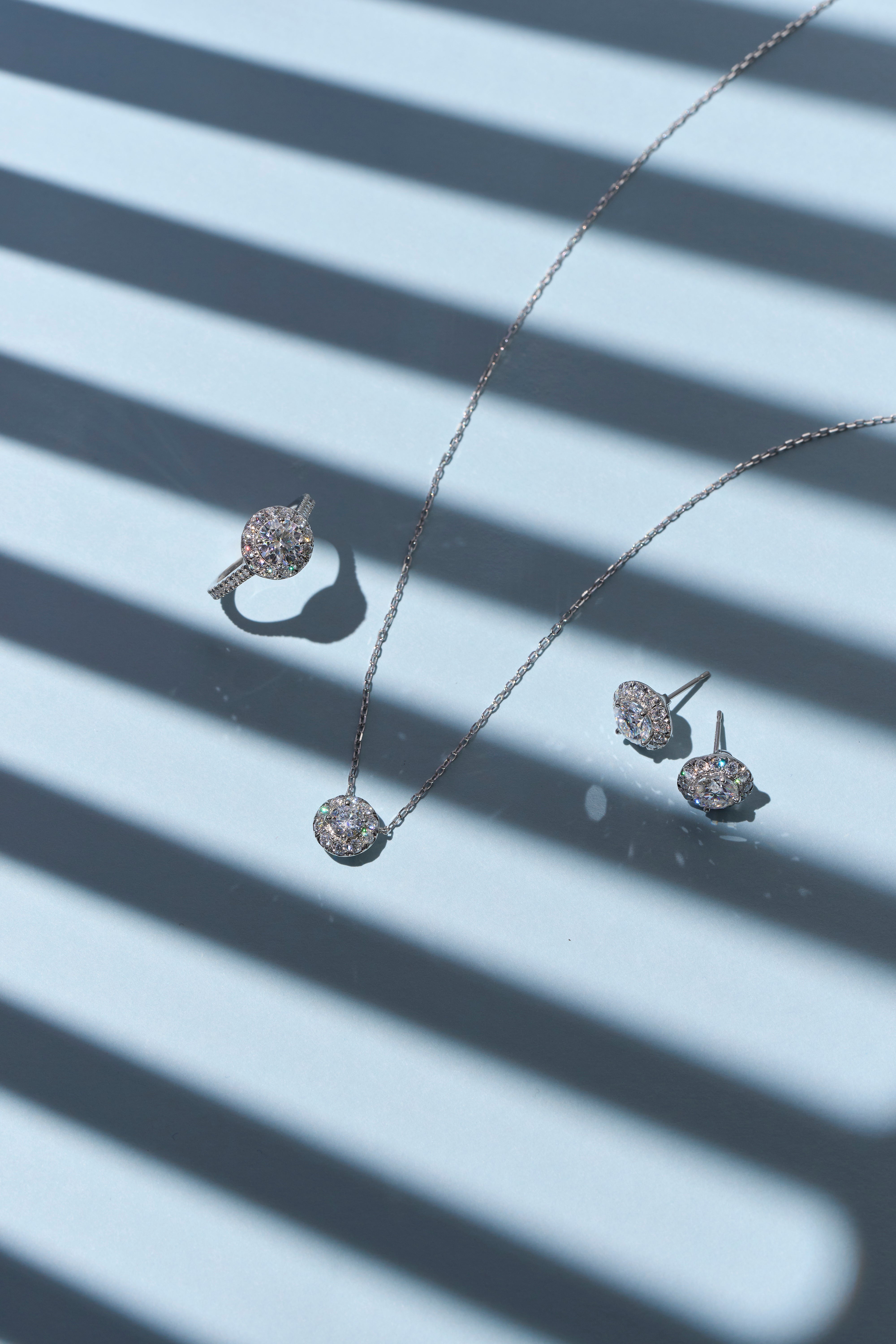 Harmonial halo Collection